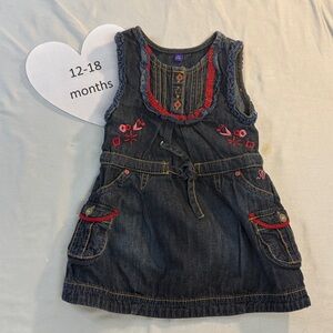 Mexx - LIKE NEW - Charming Denim dress with Red Accents